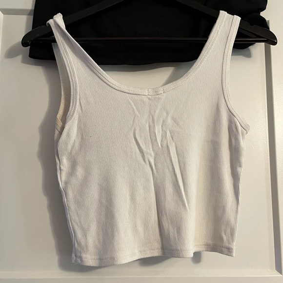 Garage Cropped Tank - Picture 2 of 2